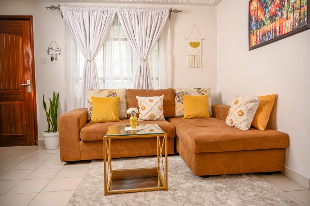 Furnished 1 Bedroom Apartment In Nairobi. 15 Mins To Cbd. Free Wi-Fi & Parking Bagian luar foto