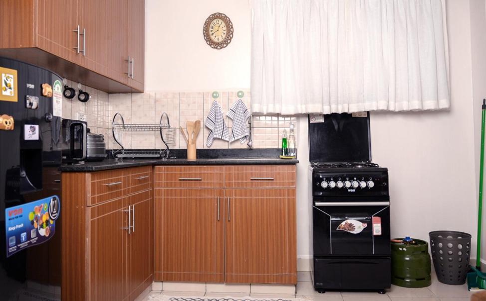 Furnished 1 Bedroom Apartment In Nairobi. 15 Mins To Cbd. Free Wi-Fi & Parking Bagian luar foto