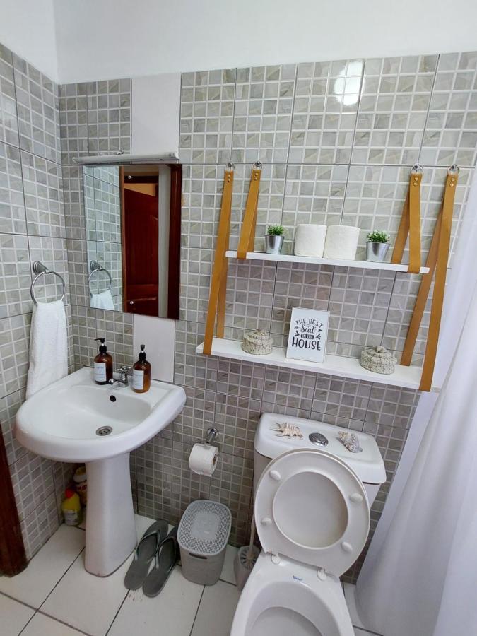 Furnished 1 Bedroom Apartment In Nairobi. 15 Mins To Cbd. Free Wi-Fi & Parking Bagian luar foto