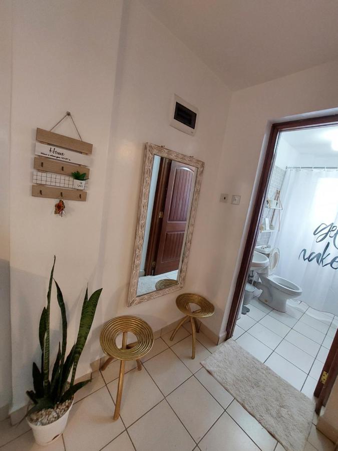 Furnished 1 Bedroom Apartment In Nairobi. 15 Mins To Cbd. Free Wi-Fi & Parking Bagian luar foto