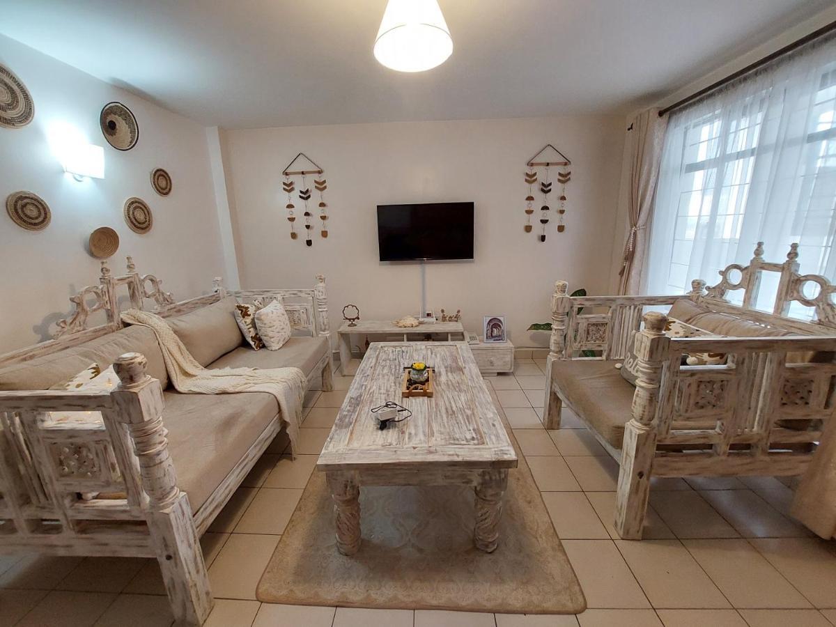 Furnished 1 Bedroom Apartment In Nairobi. 15 Mins To Cbd. Free Wi-Fi & Parking Bagian luar foto