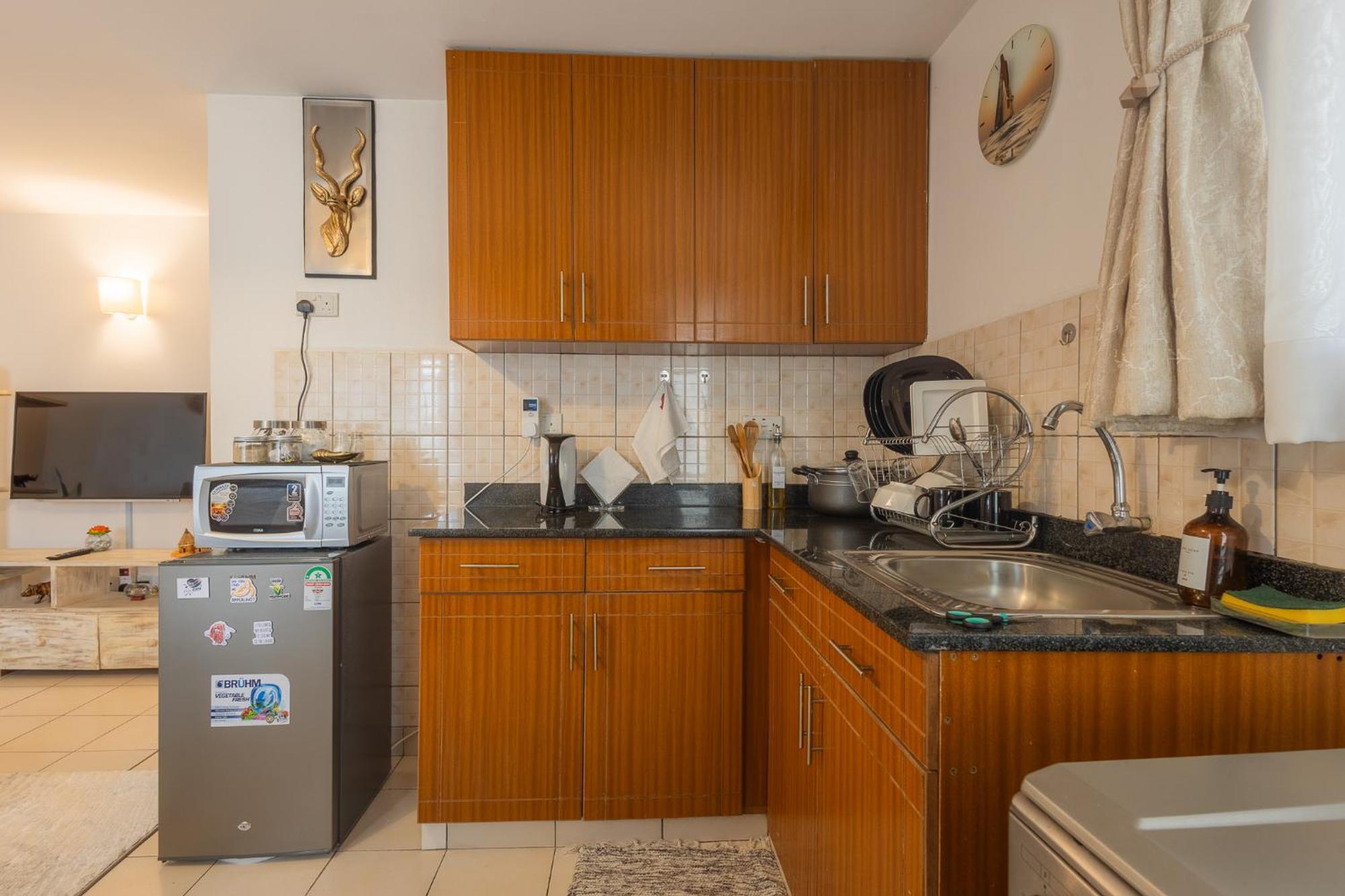 Furnished 1 Bedroom Apartment In Nairobi. 15 Mins To Cbd. Free Wi-Fi & Parking Bagian luar foto