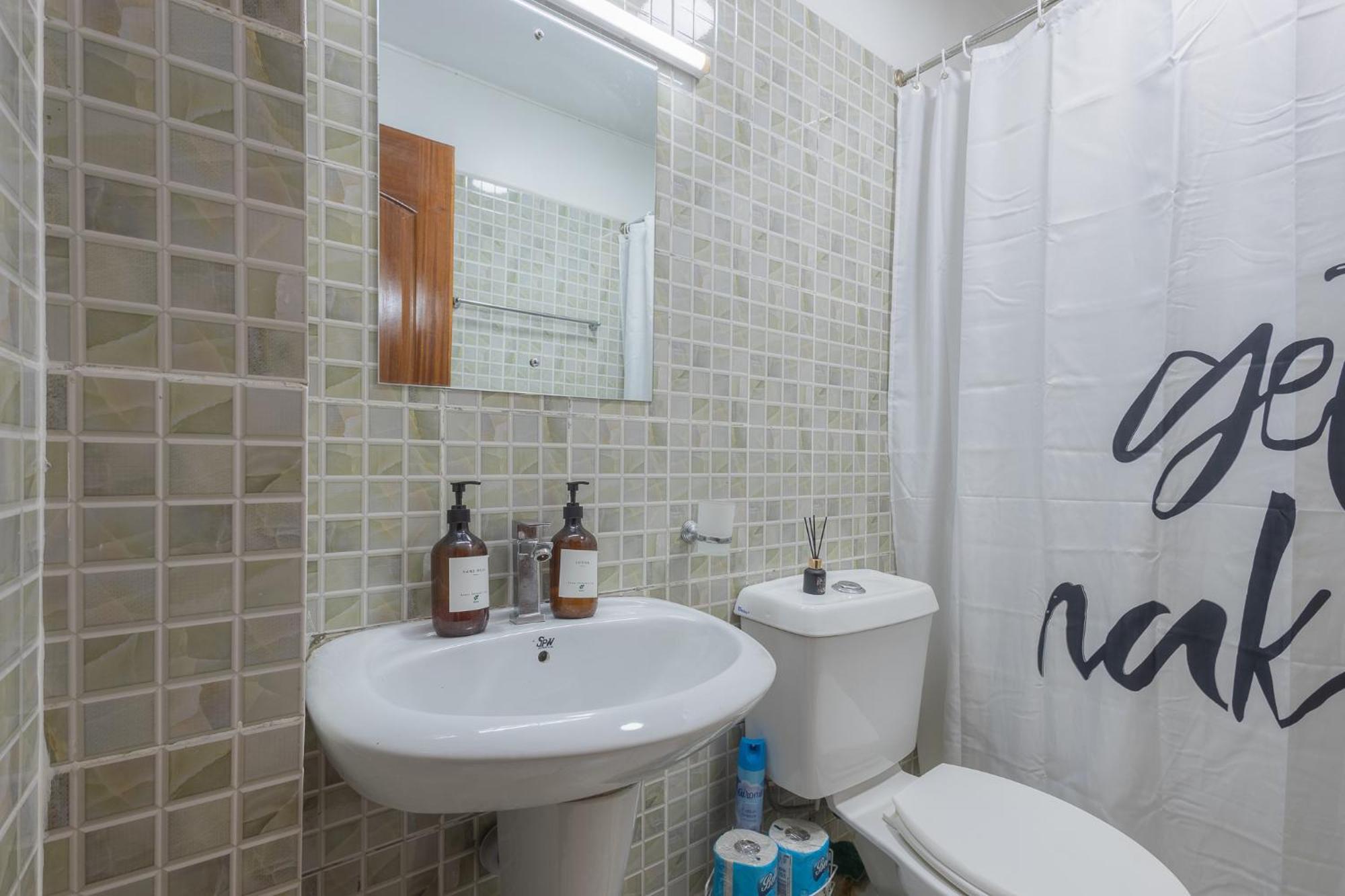 Furnished 1 Bedroom Apartment In Nairobi. 15 Mins To Cbd. Free Wi-Fi & Parking Bagian luar foto